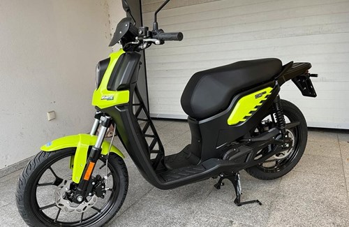 Neumotorrad Fantic ISSIMO City