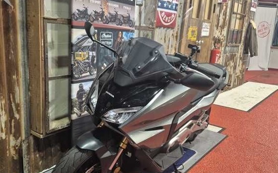 Gebrauchtmotorrad Honda Forza 750 - Bild 7