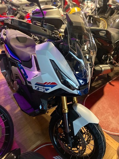 X-ADV