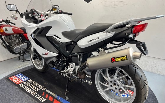 Gebrauchtmotorrad BMW F 800 GT - Bild 3