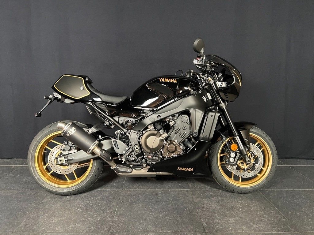 Yamaha XSR900