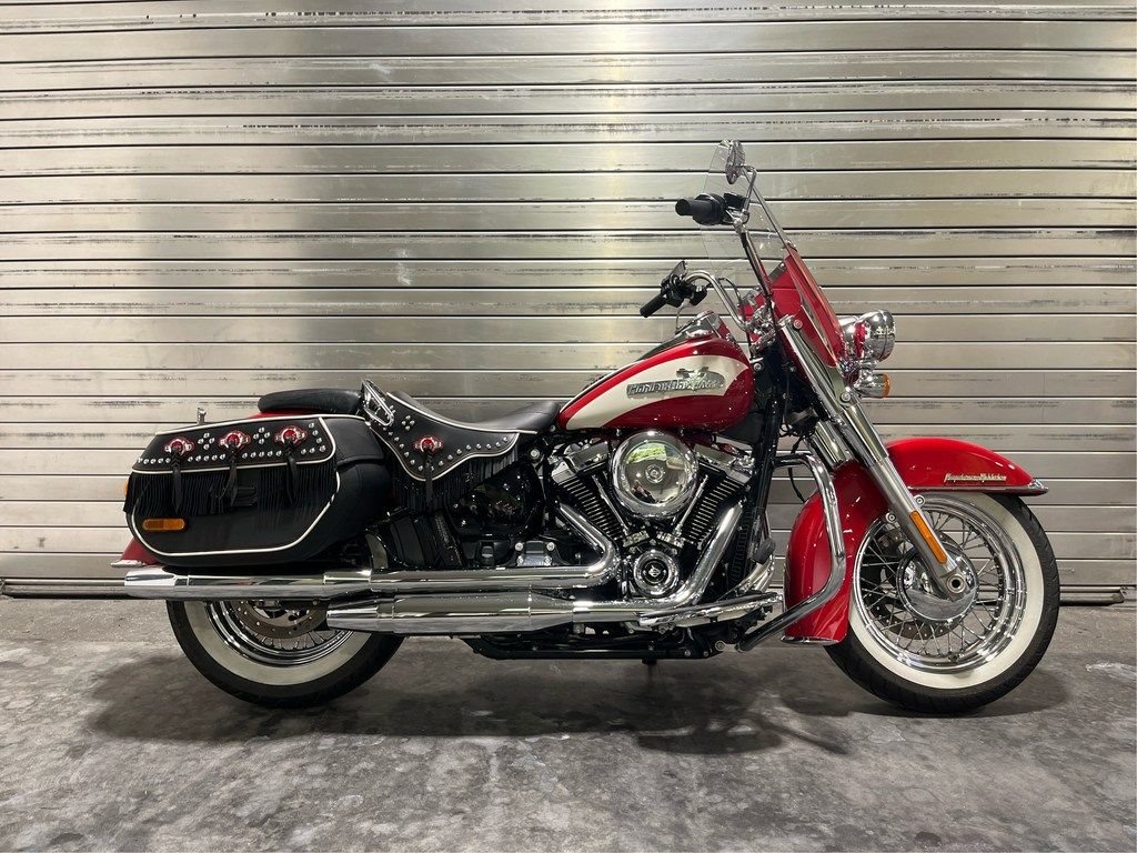 Harley-Davidson Hydra Glide Revival 