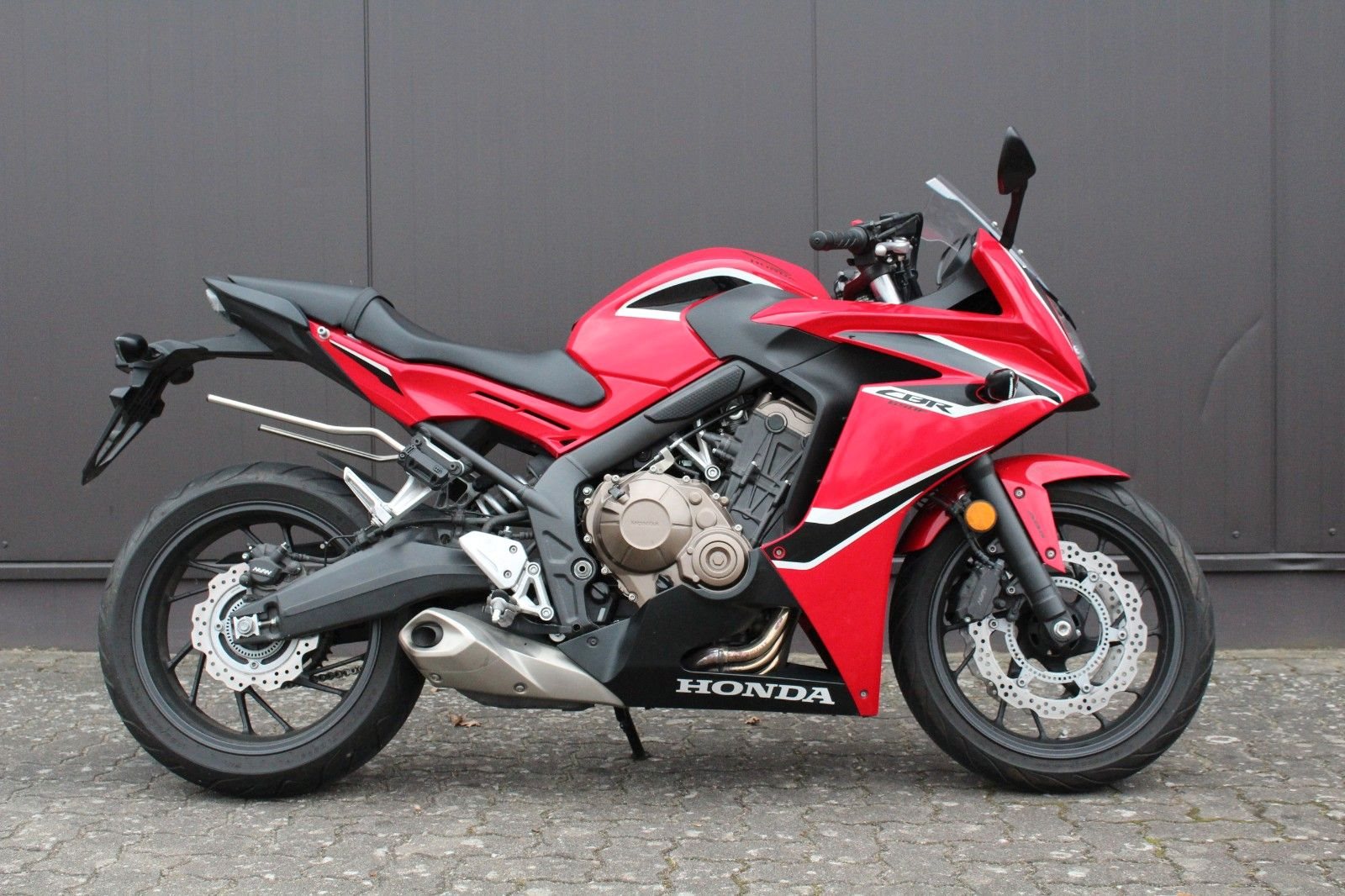 Honda CBR 650F 