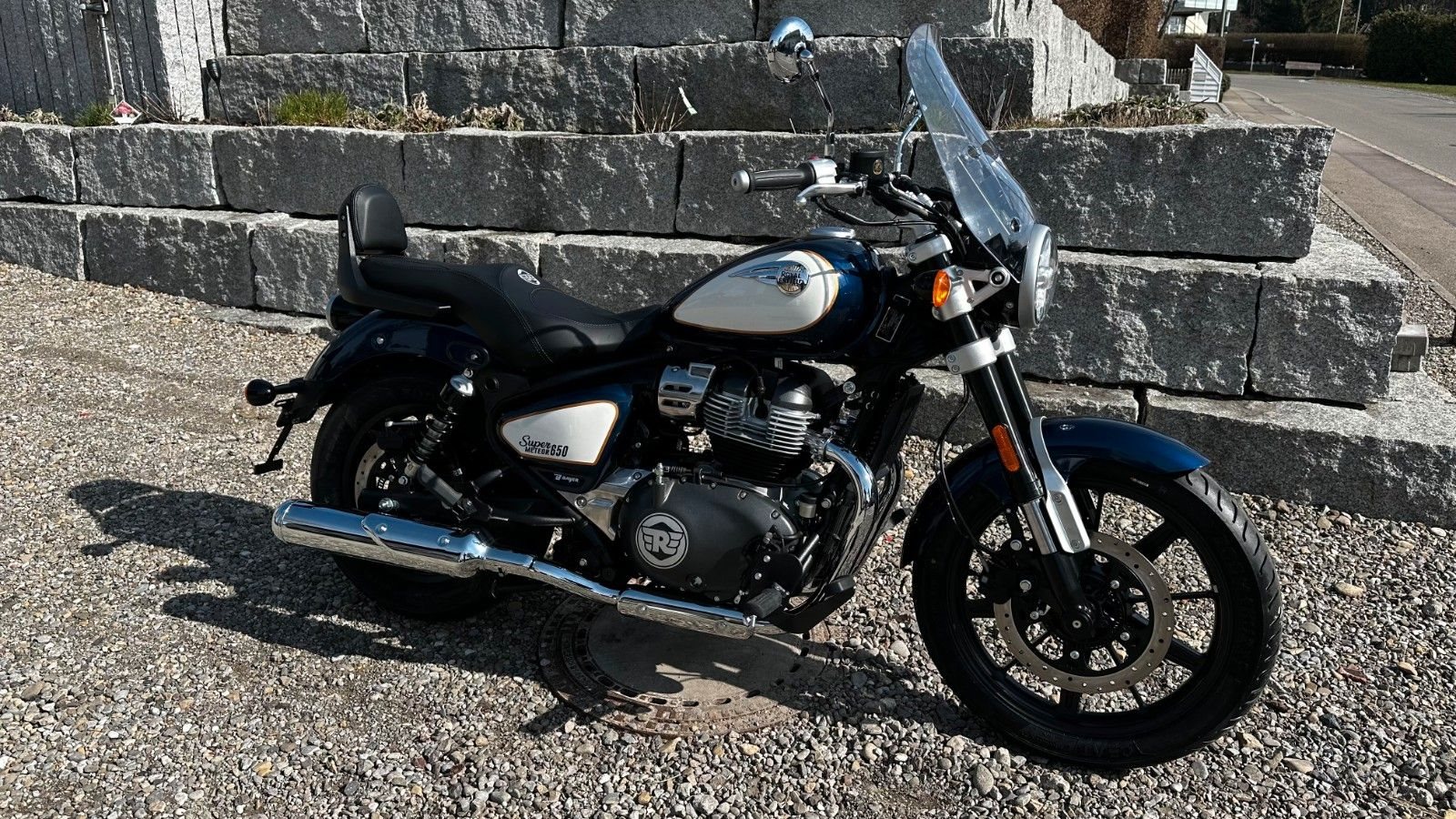Royal Enfield Super Meteor 650