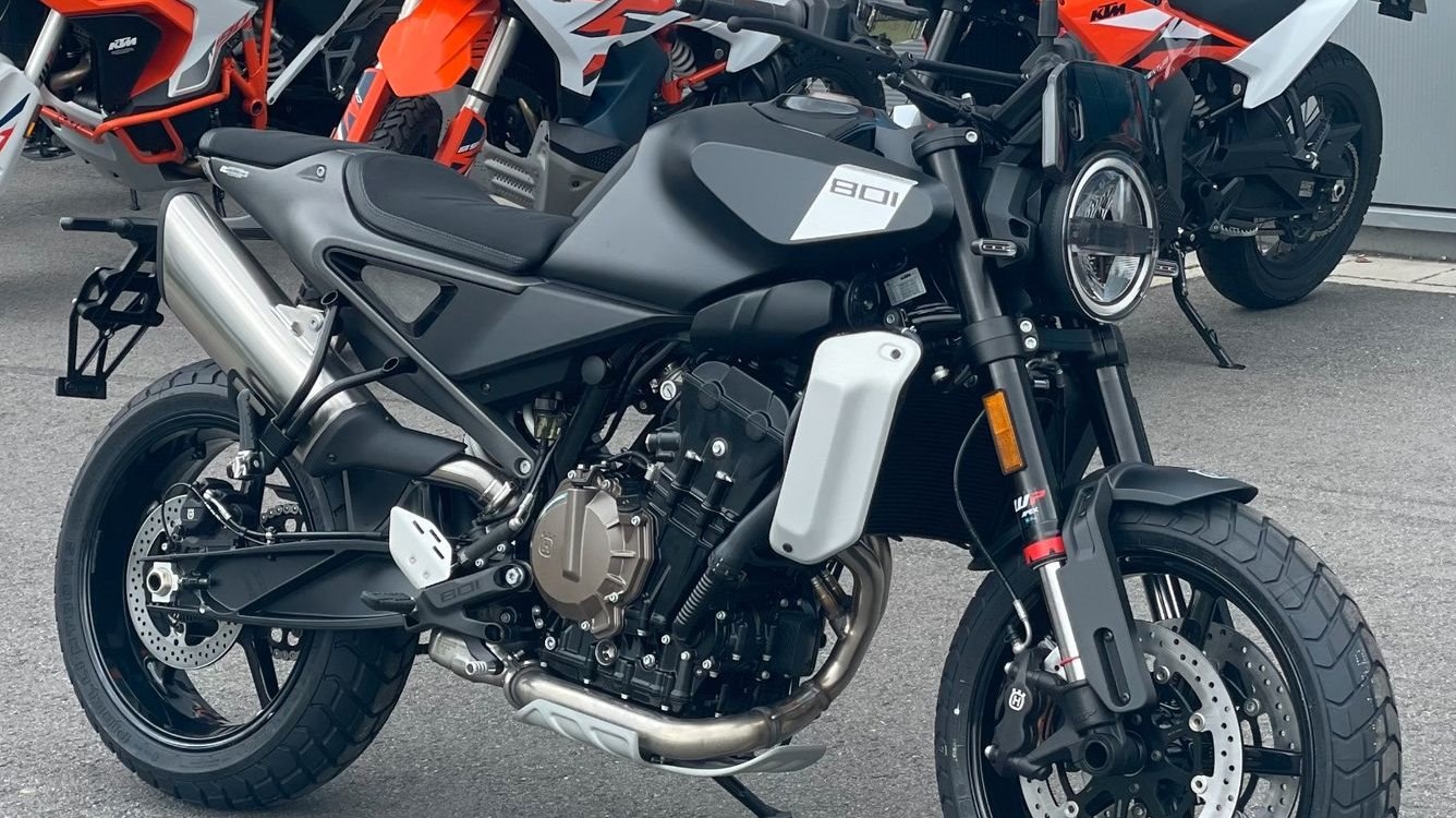 Angebot Husqvarna Svartpilen 801