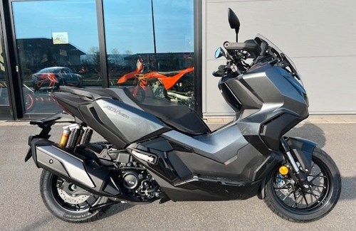 Gebrauchtmotorrad Honda ADV350