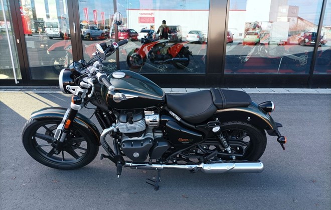 Royal Enfield Super Meteor 650