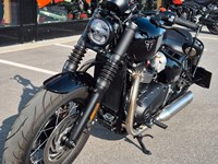 Gebrauchtmotorrad Triumph BONNEVILLE BOBBER CHROME EDITION