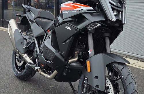 Neumotorrad KTM 1390 Super Adventure S