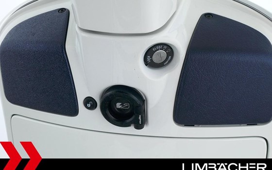 Gebrauchtmotorrad Vespa GTS 300 - Bild 20