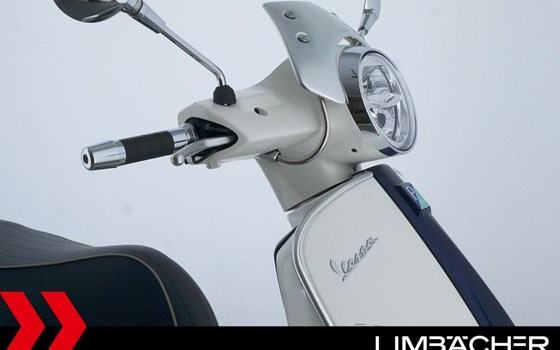 Gebrauchtmotorrad Vespa GTS 300 - Bild 26