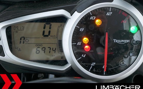 Gebrauchtmotorrad Triumph Street Triple - Bild 12