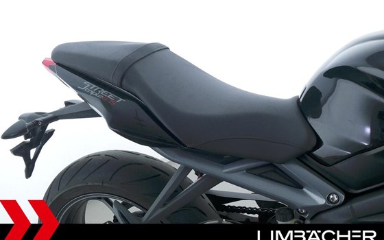Gebrauchtmotorrad Triumph Street Triple - Bild 22
