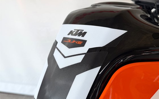 Gebrauchtmotorrad KTM 125 Duke - Bild 10