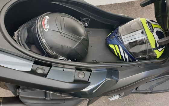 Gebrauchtmotorrad Yamaha XMAX 400 - Bild 4