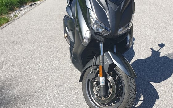 Gebrauchtmotorrad Yamaha XMAX 400 - Bild 9