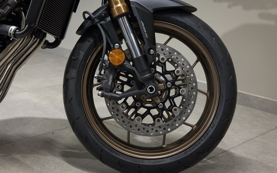 Neufahrzeug Honda CB650R E-Clutch - Bild 7