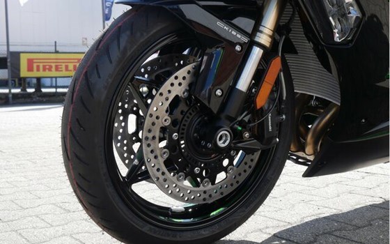 Neufahrzeug Kawasaki Ninja H2 SX - Bild 11