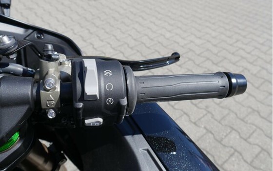 Neufahrzeug Kawasaki Ninja H2 SX - Bild 19