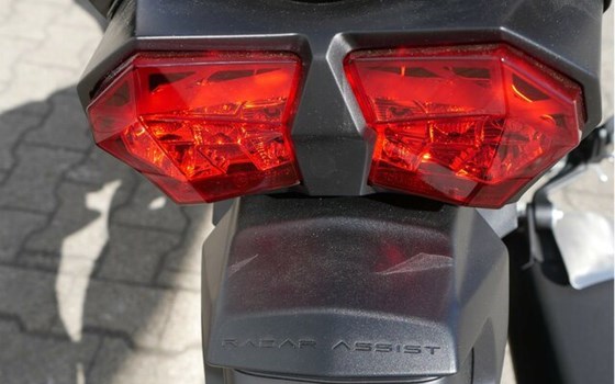Neufahrzeug Kawasaki Ninja H2 SX - Bild 24