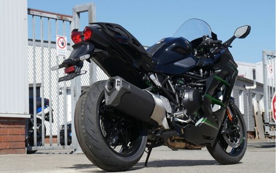 Neufahrzeug Kawasaki Ninja H2 SX - Bild 25