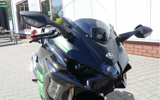 Neufahrzeug Kawasaki Ninja H2 SX - Bild 5