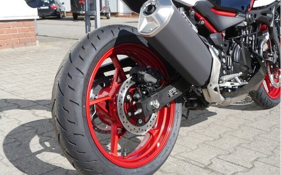 Neufahrzeug Kawasaki Z 500 SE - Bild 7