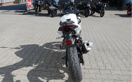 Neufahrzeug Kawasaki Z 500 SE - Bild 8