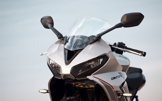 Neufahrzeug Triumph Daytona 660 - Bild 11