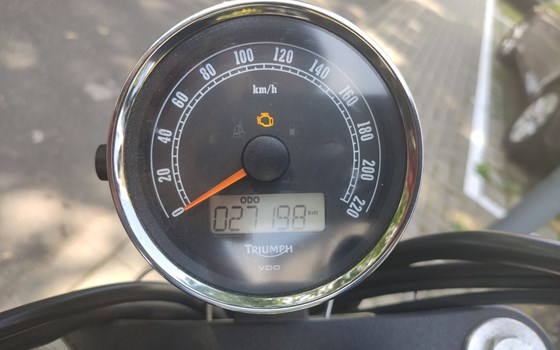 Gebrauchtmotorrad Triumph Speedmaster - Bild 7