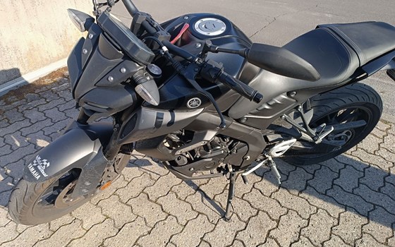 Gebrauchtmotorrad Yamaha MT-125 - Bild 1