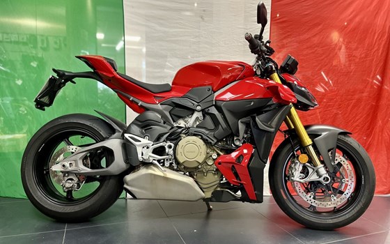 Gebrauchtmotorrad Ducati Streetfighter V4 S - Bild 1