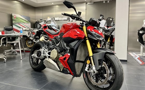 Gebrauchtmotorrad Ducati Streetfighter V4 S - Bild 3