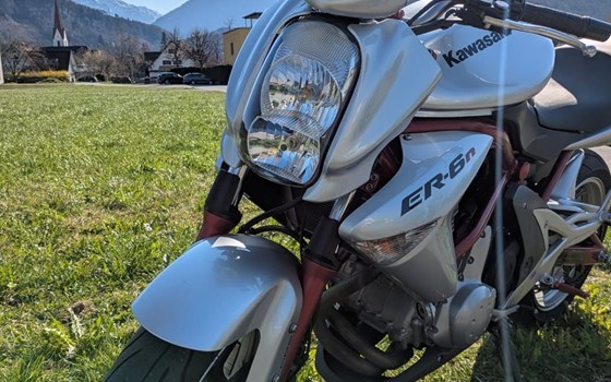 Gebrauchtmotorrad Kawasaki ER-6n - Bild 1