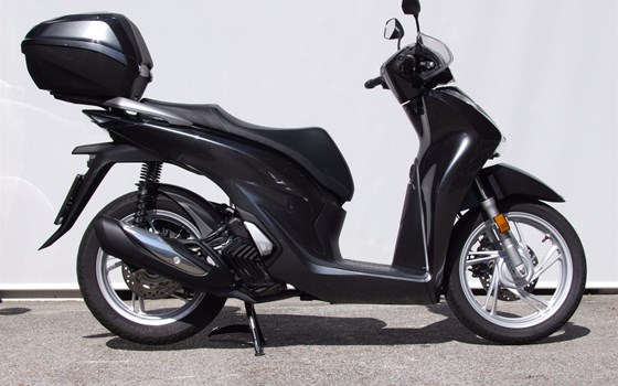 Gebrauchtmotorrad Honda SH125i - Bild 10