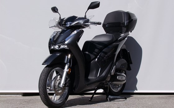 Gebrauchtmotorrad Honda SH125i - Bild 2