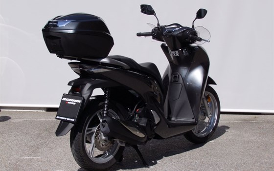 Gebrauchtmotorrad Honda SH125i - Bild 7