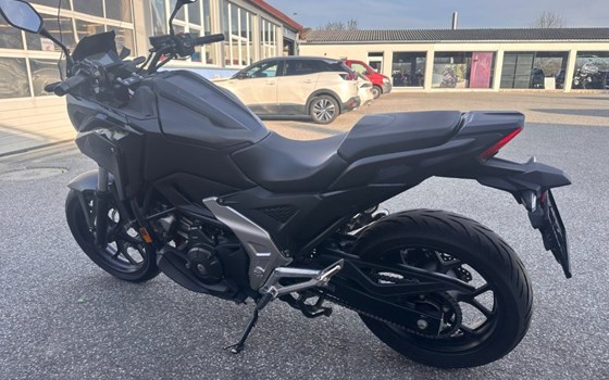 Gebrauchtmotorrad Honda NC750X - Bild 3