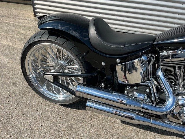 Harley-Davidson Softail Fat Boy FLSTF (Vivid Black) - Bild 5