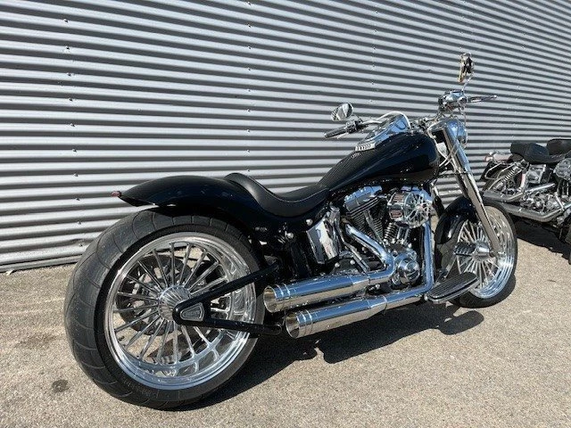 Harley-Davidson Softail Fat Boy FLSTF (Vivid Black) - Bild 6