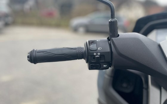 Gebrauchtmotorrad Yamaha NMAX 155 - Bild 9