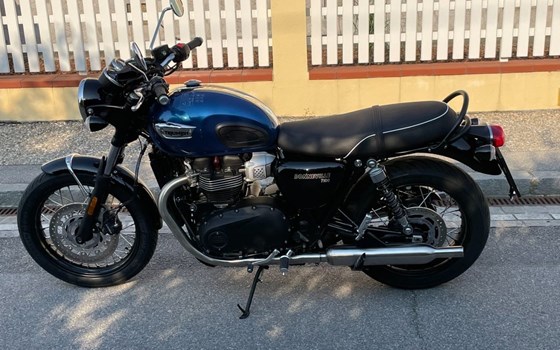 Gebrauchtmotorrad Triumph Bonneville T100 - Bild 1