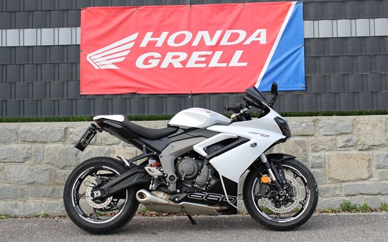 Gebrauchtmotorrad Triumph Daytona 660 - Bild 2