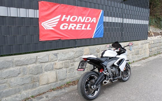 Gebrauchtmotorrad Triumph Daytona 660 - Bild 4