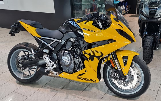Gebrauchtmotorrad Suzuki GSX-8R - Bild 1