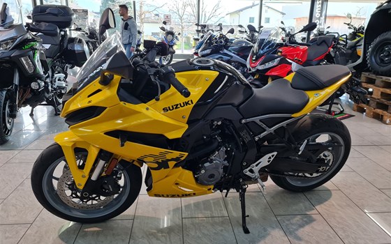 Gebrauchtmotorrad Suzuki GSX-8R - Bild 3