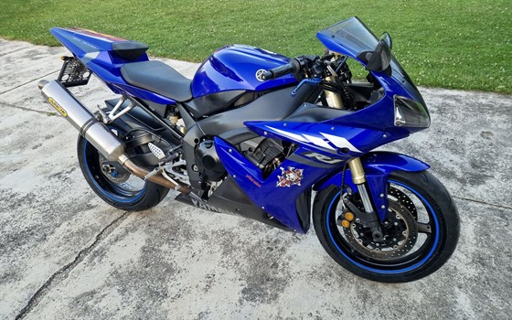 Gebrauchtmotorrad Yamaha R1 - Bild 1