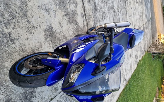 Gebrauchtmotorrad Yamaha R1 - Bild 2
