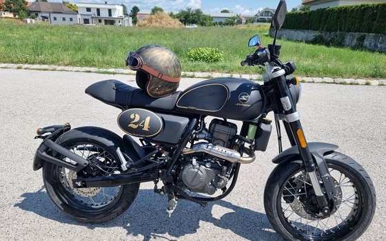 Gebrauchtmotorrad Skyteam Tracker 125i - Bild 1