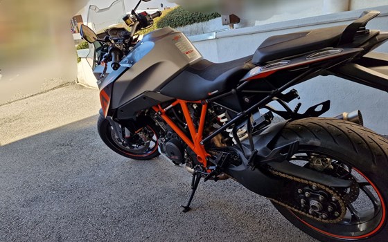 Gebrauchtmotorrad KTM 1290 Super Duke GT - Bild 3